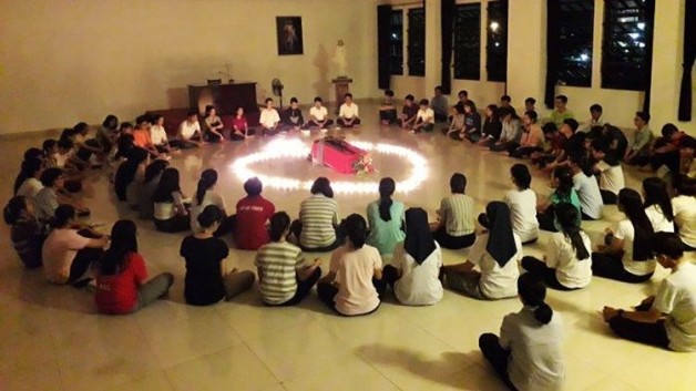 [Phút cầu nguyện] Cầu nguyện cho các bạn học sinh và sinh viên có một mùa hè hữu ích