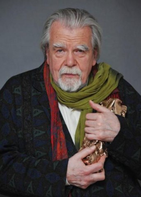 Nghệ sĩ Michael Lonsdale làm chứng cho Cái đẹp Phục vụ