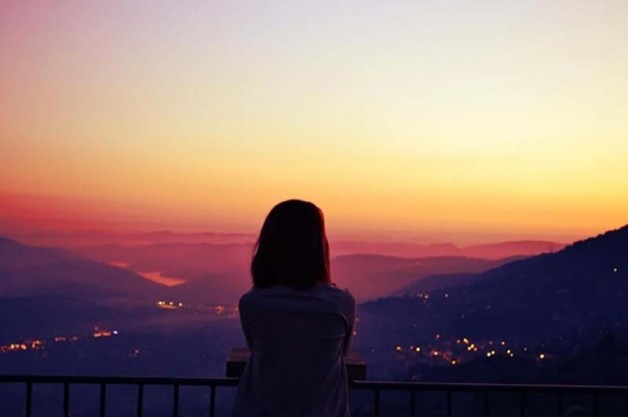 Yêu người, rồi người bỏ đi tu