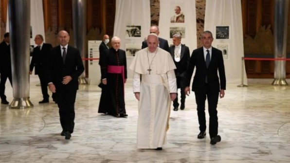 “Noi gương Chúa Kitô”, Đức Phanxicô nói với các hiến binh Vatican