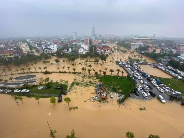 XIN MỜI MỌI NGƯỜI CÙNG THAM KHẢO KINH NGHIỆM CỦA NGƯỜI DÂN VÙNG LŨ . ÄỂ ÄẾN VÓI NGƯỜI DÂN ÄÚNG THỜI ÄIỂM NHẤT !