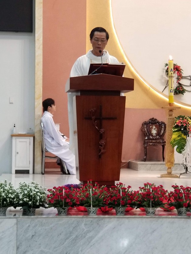 Bài giảng Chúa VI Nhật Phục Sinh năm B do Cha phó Giuse Đỗ Đức Hạnh Giảng Lễ