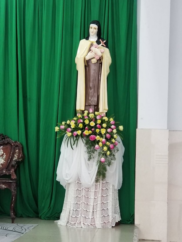Thánh Lễ Mừng kính Thánh Têrêsa Hài đồng Giêsu Bổn mạng Giáo xứ Tân Việt
