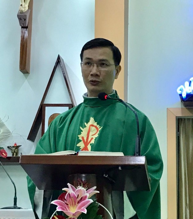 Bài giảng Chúa nhật XX III quanh năm do cha phụ tá Giuse Nguyễn Minh Duy giảng lễ