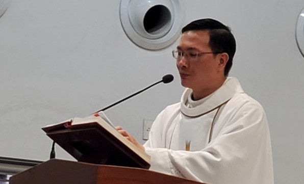 Bài giảng Chúa Nhật III PHỤC SINH do cha Phụ tá Giuse Nguyễn Minh Duy giảng lễ