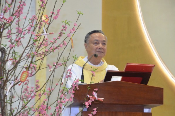 Bài giảng Thánh lễ mồng 2 Tết Ất Tỵ do cha xứ Đaminh Vũ Ngọc Thủ giảng lễ