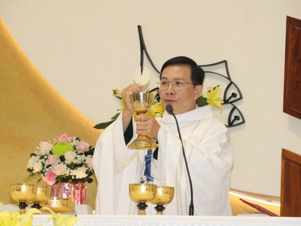 Bài giảng lễ Đức Mẹ hiện ra tại FATIMA do cha phụ tá Giuse giảng lễ