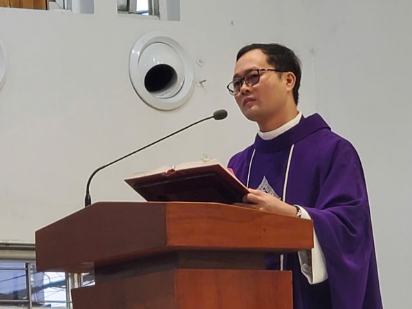 Bài giảng tĩnh tâm mùa chay  Chủ đề TÌNH YÊU VÀ HY VỌNG ngày thứ 1 do Cha Đaminh Vũ Văn ĐẠT giảng phòng