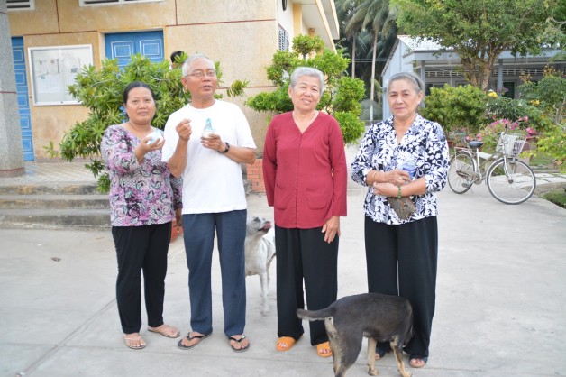 HỌ GIỒNG TRÔM MỪNG 8 / 3