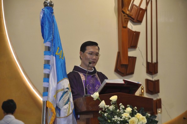 Bài giảng Chúa Nhật II Mùa Vọng  Do cha phụ tá Giuse Nguyễn Minh Duy giảng lễ