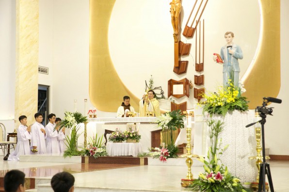 Thánh lễ mừng kính Thánh Đa Minh Savio